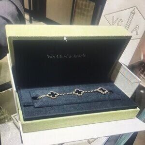 Authentic Van Cleef & Arpels Vintage Alhambra 18K Yellow Gold Bracelet